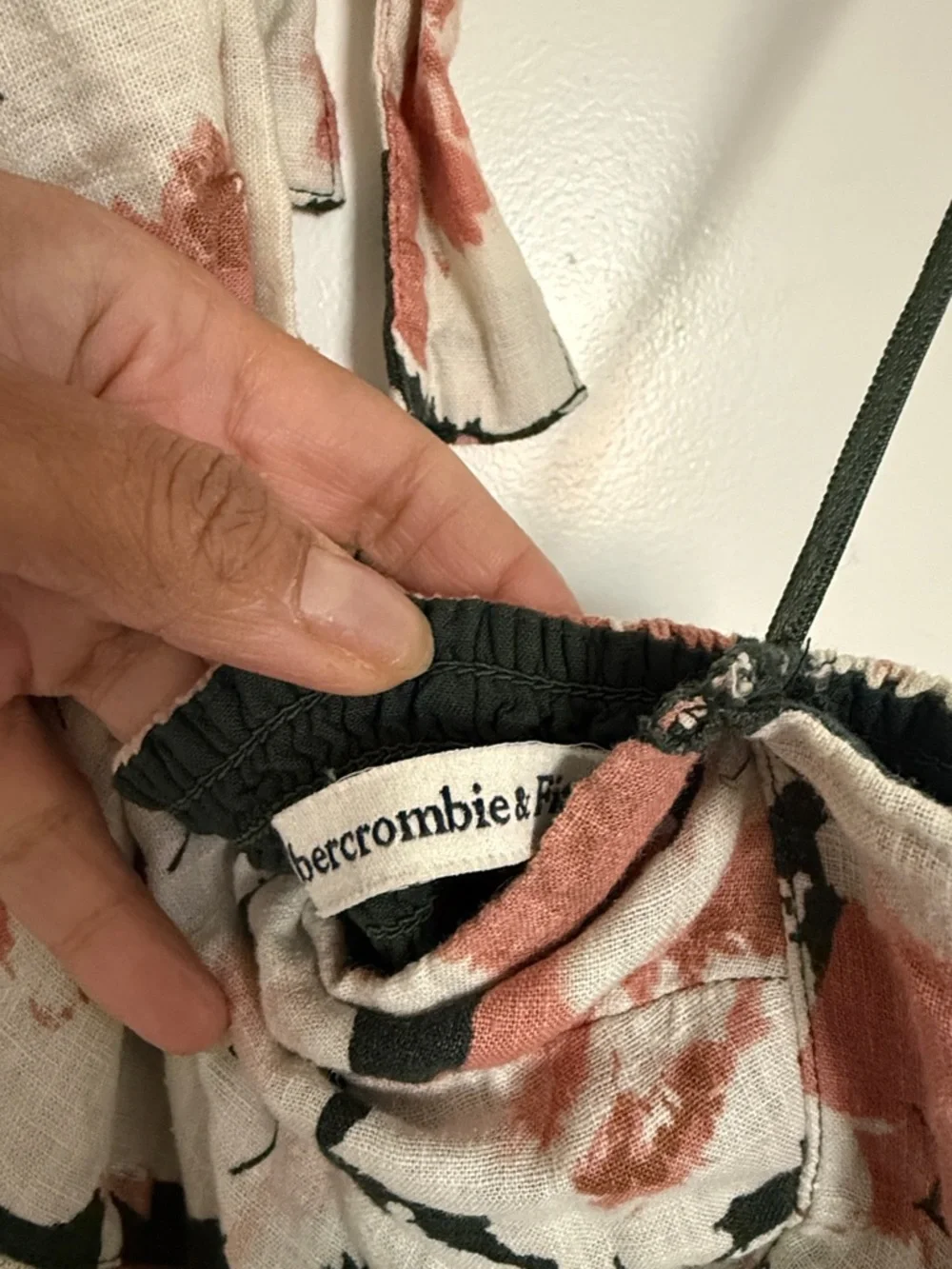 Abercrombie & Fitch flowing halter